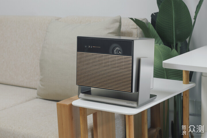 電視已成過去式！極米RS 10 Ultra典藏版開箱_新浪眾測