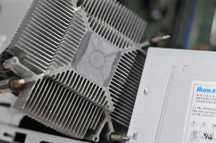 如何輕鬆乾淨的更換CPU導熱矽脂及小工具分享_新浪眾測
