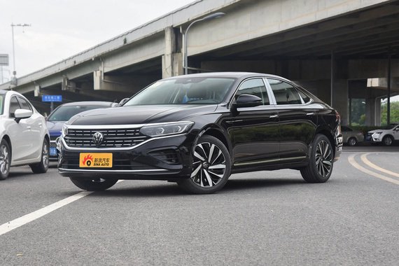 家用舒适，商务有面，最大折扣8.0折，大众帕萨特真的不考虑开回家？