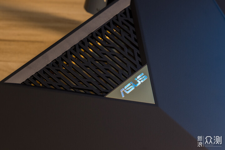 接口大滿貫,取代交換機——AsusRT-BE88U分享_新浪眾測