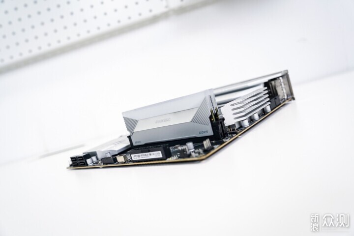 BIWIN DX100悟空DDR5 6800內存深度體驗_新浪眾測