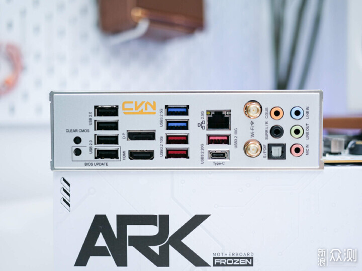 旗艦入列!七彩虹CVN Z790D5 ARK 方舟主板_新浪眾測