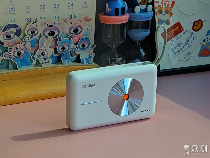 西聖 PB無線充電寶,隨身帶著走充電快不發燙 西聖 PB無線充電寶,隨身帶著走充電快不發燙