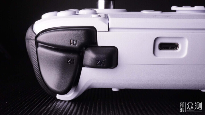 PS5授權無線,更專業更持久 幻影戰狼V2專業版_新浪眾測