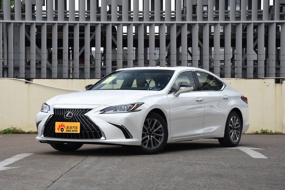 还在纠结买啥车？不如看看雷克萨斯ES，全国最高直降5.53万