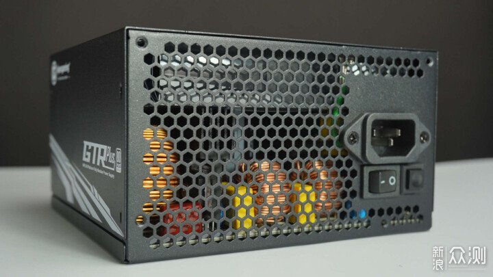 長14cm,卻強勁性能 艾湃電競GTR Plus-1000M_新浪眾測
