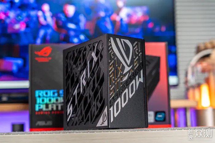AsusROG STRIX白金雷鷹1000W氮化镓電源開箱_新浪眾測