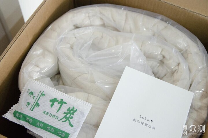 棲作奇遇小彈墊評測,原來睡眠好不好還看床墊_新浪眾測