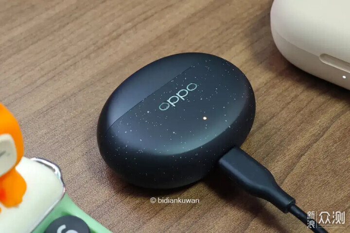 三百塊內最強:OPPO Enco Air4 Pro深降噪耳機_新浪眾測