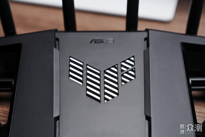 全屋WIFI7AsusTUF Gaming小旋風Pro路由器開箱_新浪眾測