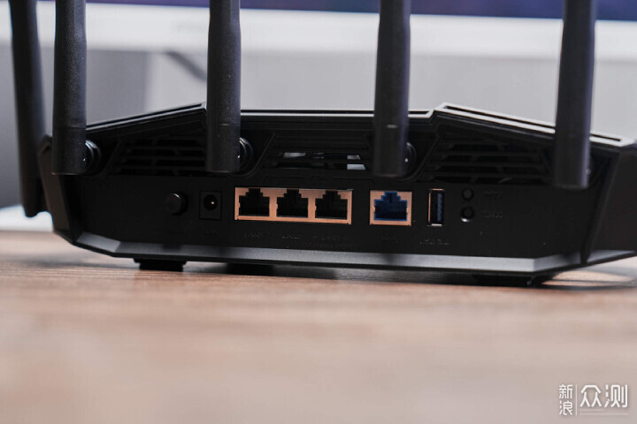 全屋WIFI7AsusTUF Gaming小旋風Pro路由器開箱_新浪眾測