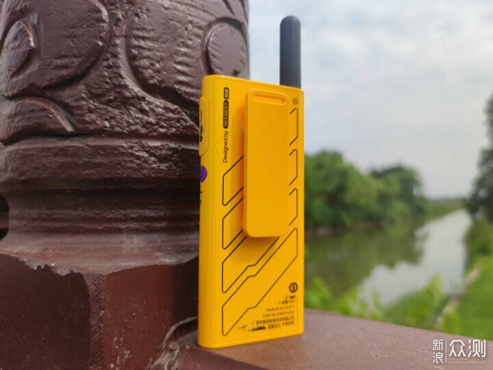 極蜂輕薄戶外對講機:探索未知,通訊無憂_新浪眾測