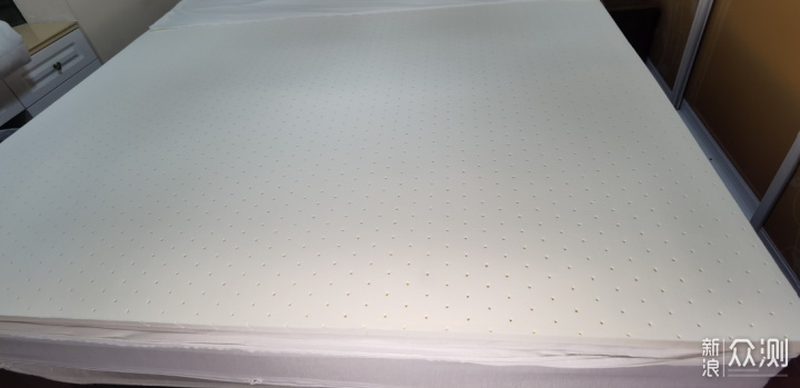 舒適睡眠,這款8H小金剛護脊乳膠床墊值得入手_新浪眾測