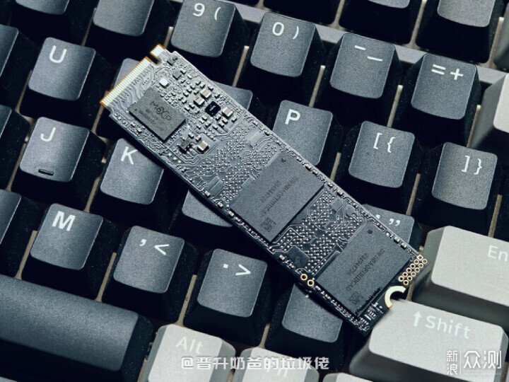 固態普漲下的性價比之選_新浪眾測