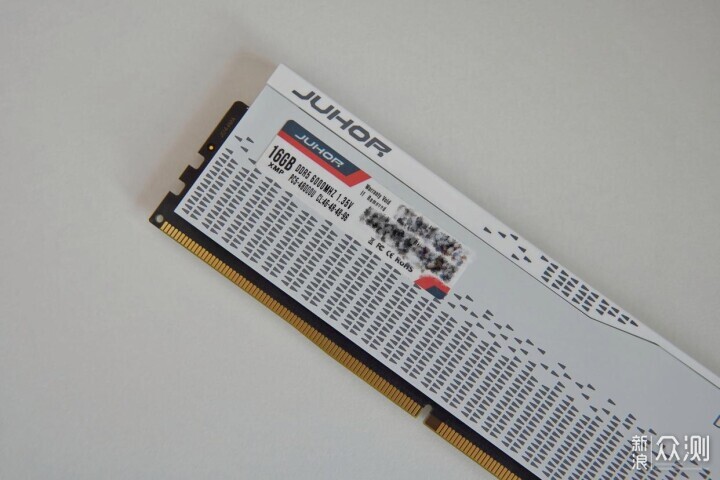 JUHOR玖合DDR5 6000星域系列內存_新浪眾測