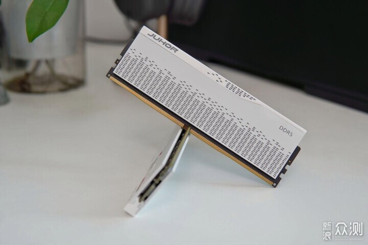 JUHOR玖合DDR5 6000星域系列內存_新浪眾測