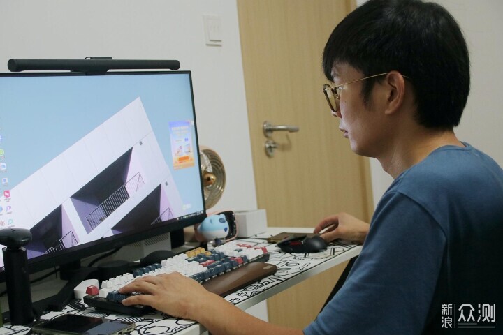 原來這才是真正的科學分波段防藍光_新浪眾測