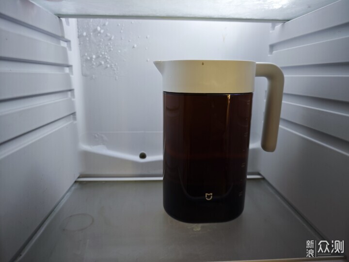 炎炎夏日米家冷水壺讓你下班回家喝到清涼飲品_新浪眾測