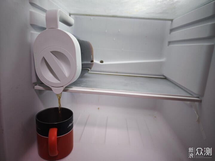炎炎夏日米家冷水壺讓你下班回家喝到清涼飲品_新浪眾測