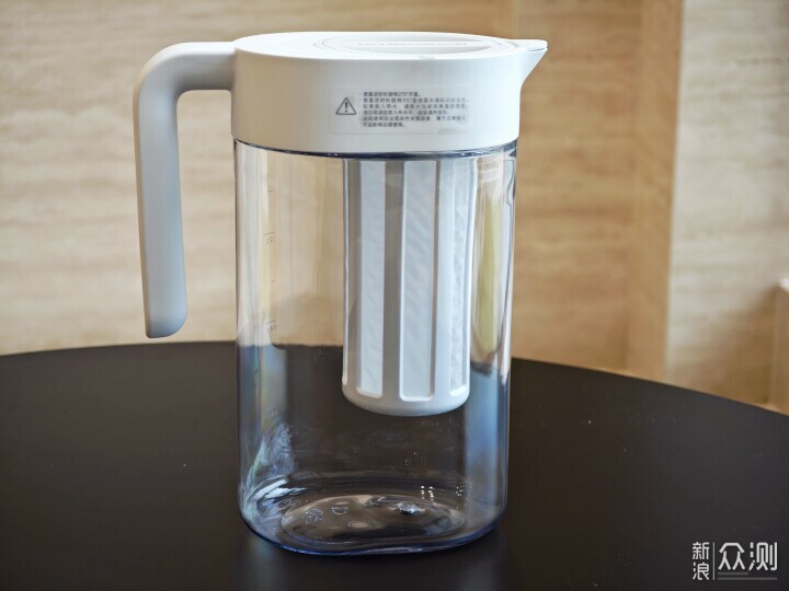 炎炎夏日米家冷水壺讓你下班回家喝到清涼飲品_新浪眾測
