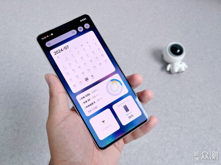 淚目,iQOO Neo9S Pro是值得陪伴你青春的手機_新浪眾測