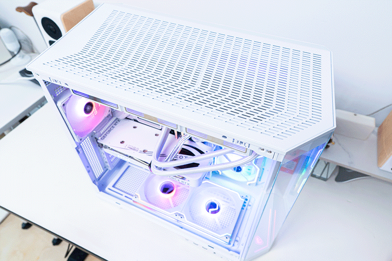 微星MAG PANO 100L PZ WHITE 白刃PLUS裝機_新浪眾測
