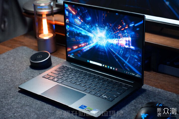 RTX4070、1.5kg|七彩虹源N14 AIPC全能本_新浪眾測