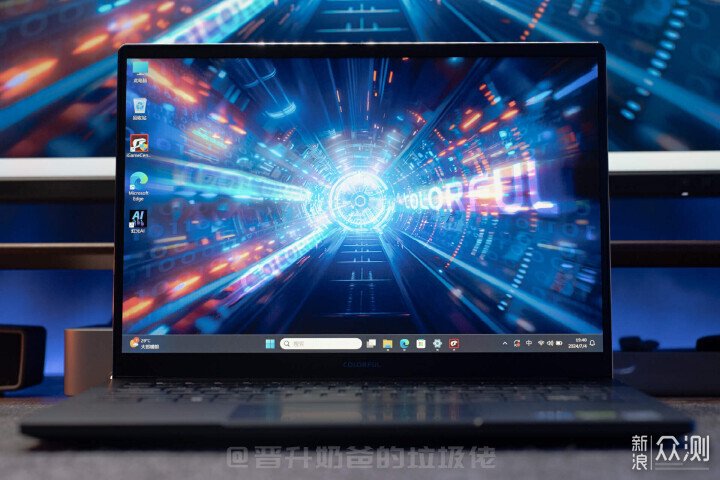 RTX4070、1.5kg|七彩虹源N14 AIPC全能本_新浪眾測