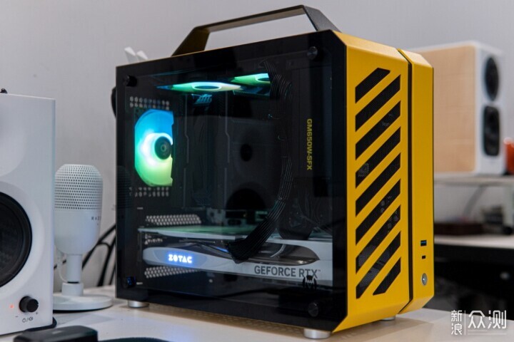 便攜緊湊,方糖機械大師C26裝機_新浪眾測