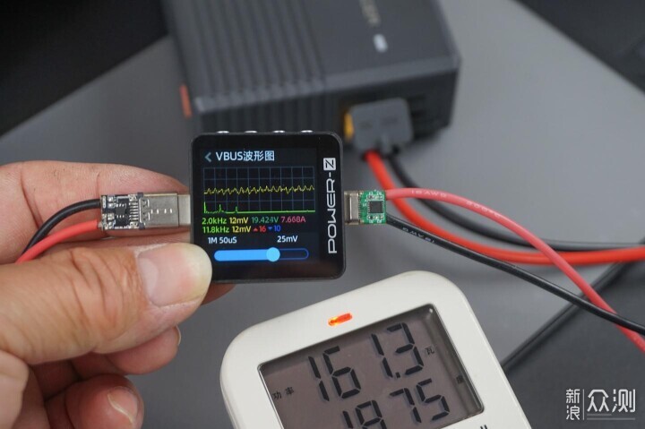 遊戲本遇上黑科技!氮化镓SlimQ F330W充電器_新浪眾測