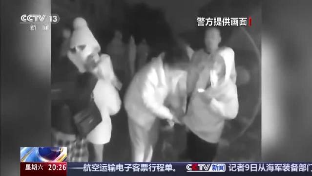 两民警火场3进3出救回7人