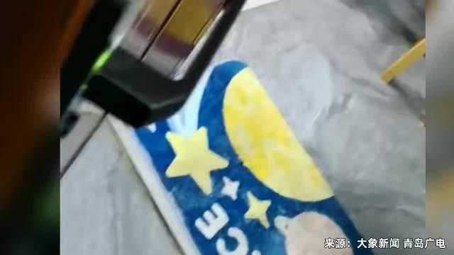 女子吐槽房东提灯定损