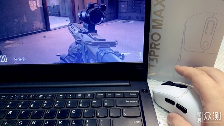 專為偏好右手玩家打造的遊戲滑鼠它來了_新浪眾測