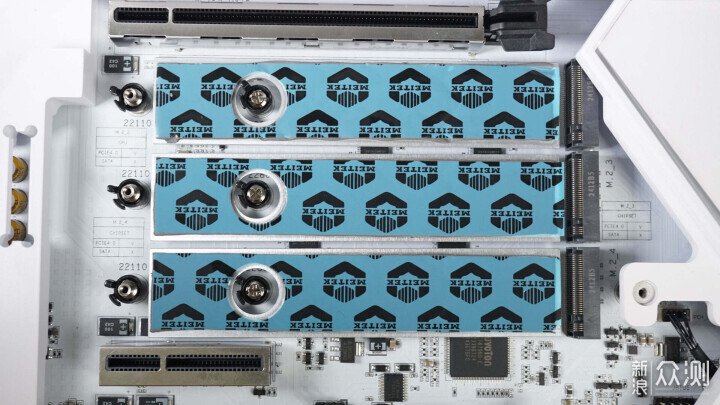 再戰Ultra 200S + Arc獨顯DeepLink生產力實測_新浪眾測