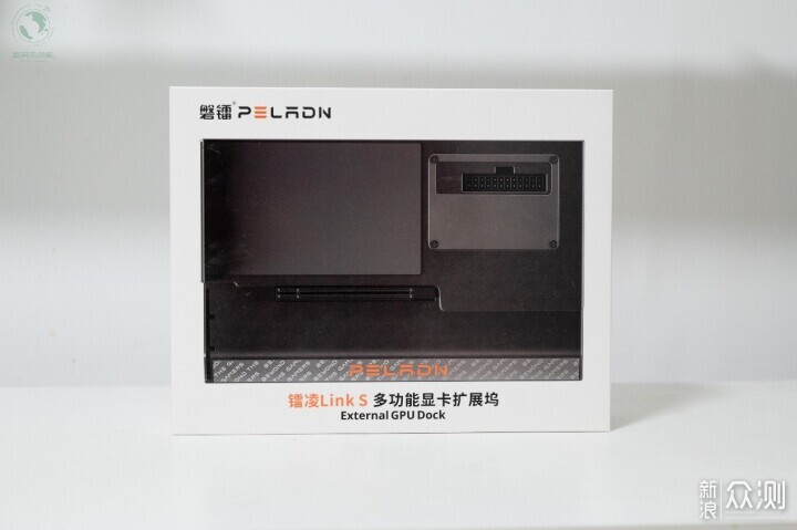 一插即用，高性能顯卡的移動解決方案_新浪眾測