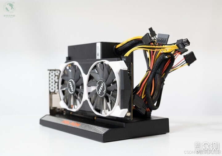 一插即用，高性能顯卡的移動解決方案_新浪眾測