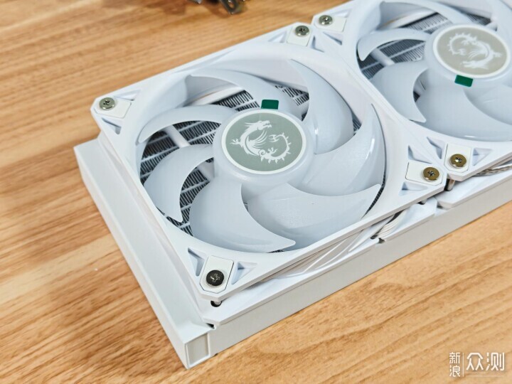 應對新品CPU發熱,微星免費發專用扣具_新浪眾測