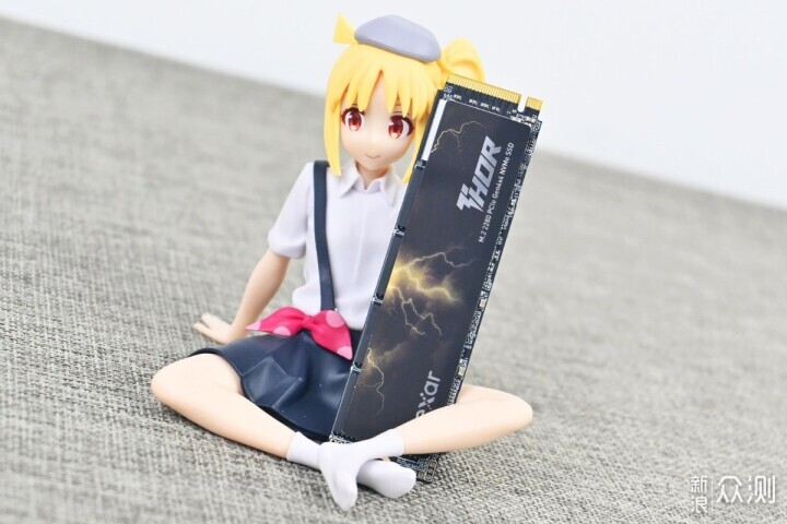 雷克沙THOR 1TB PCIE4.0固態硬盤試玩_新浪眾測