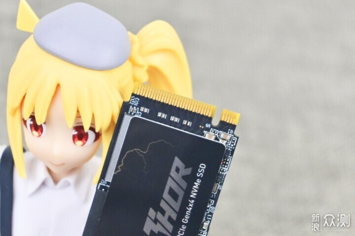 雷克沙THOR 1TB PCIE4.0固態硬盤試玩_新浪眾測