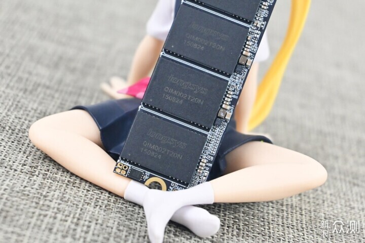 雷克沙THOR 1TB PCIE4.0固態硬盤試玩_新浪眾測