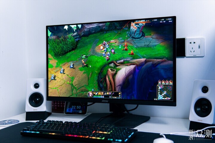 2K240Hz OLED，微星MAG 271QPX QD-OLED E2_新浪眾測