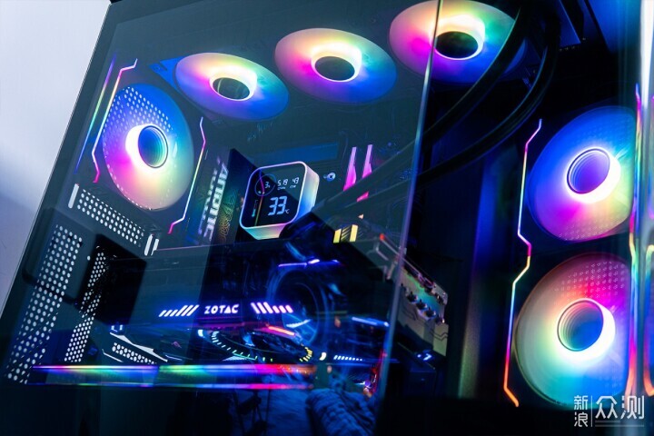 2K240Hz OLED，微星MAG 271QPX QD-OLED E2_新浪眾測