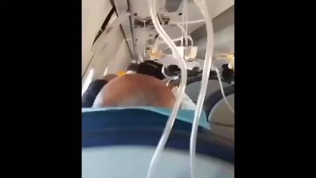 哈萨克斯坦坠机完整视频