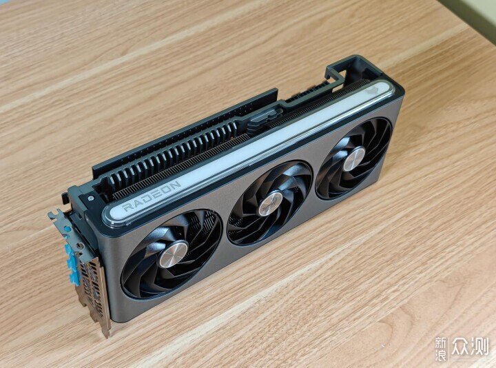 DDR5內存不到500元啦,實測國產顆粒內存_新浪眾測