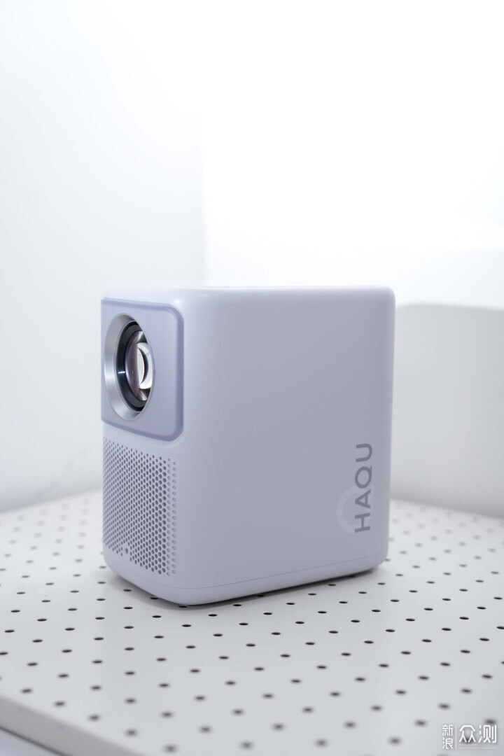 哈趣 K2 Pro：開啟巨幕爽玩新世界！_新浪眾測