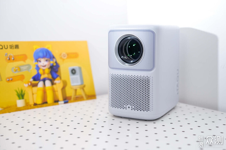 哈趣 K2 Pro：開啟巨幕爽玩新世界！_新浪眾測