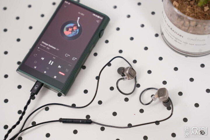 百元耳機能封神？山靈MG20實力打破次元壁_新浪眾測