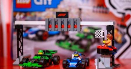 以创意玩乐“拼出激情”，乐高F1车迷体验站亮相上海国际赛车场