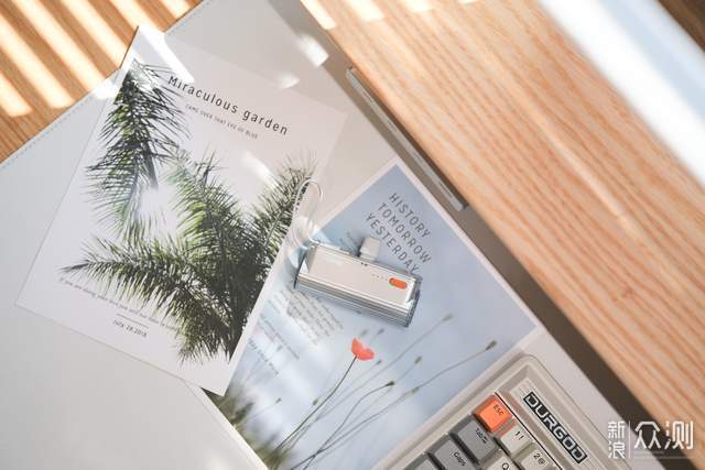 閃極隨行Mini2移動電源:小體積快充革命_新浪眾測