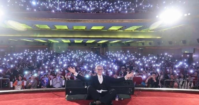 《孤独的美食家》上海首映礼举行，松重丰邀请你“跟着电影品美食”